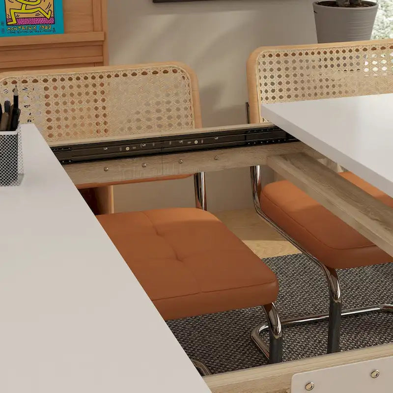 Extendable Dining Table for 4 to 6 People